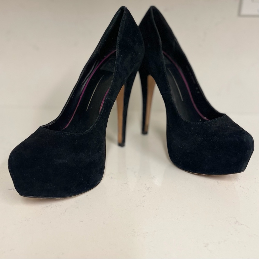 dolce vita black suede platform pumps